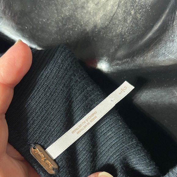 Free people women’s large black long sleeve flowy boho button front top - Picture 4 of 6